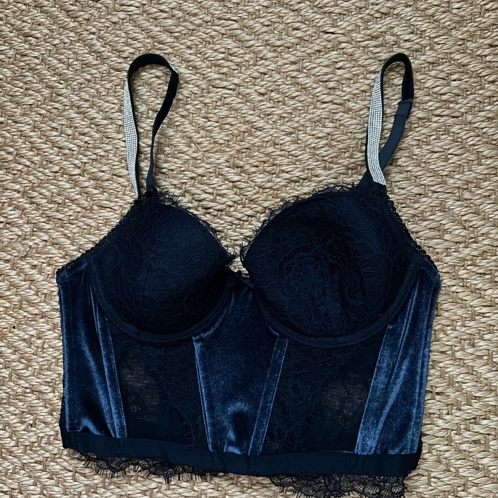 Elegant Dark Blue Lace Corset